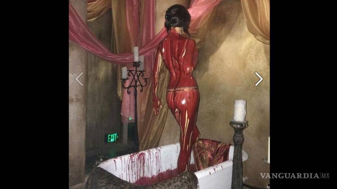 Eiza González desmiente foto de ella bañada en sangre