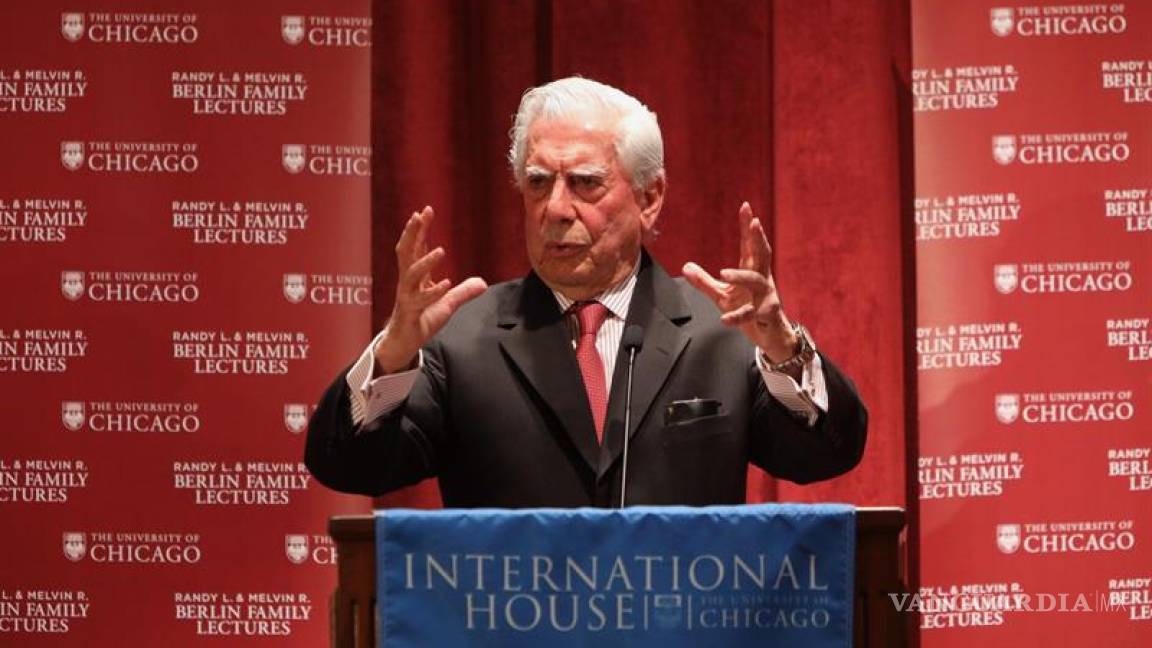 Afirma Vargas Llosa que &quot;La ciudad y los perros&quot; lo ayudó a descubrir su vocación