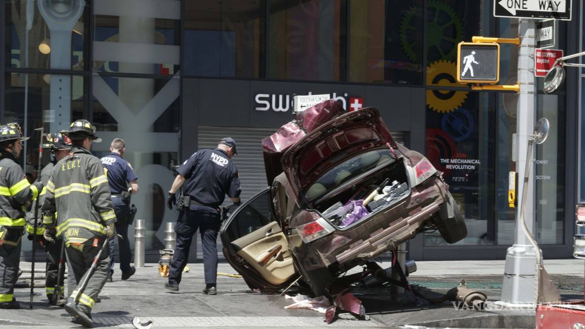Identifican a presunto responsable del atropello múltiple en Times Square en Nueva York