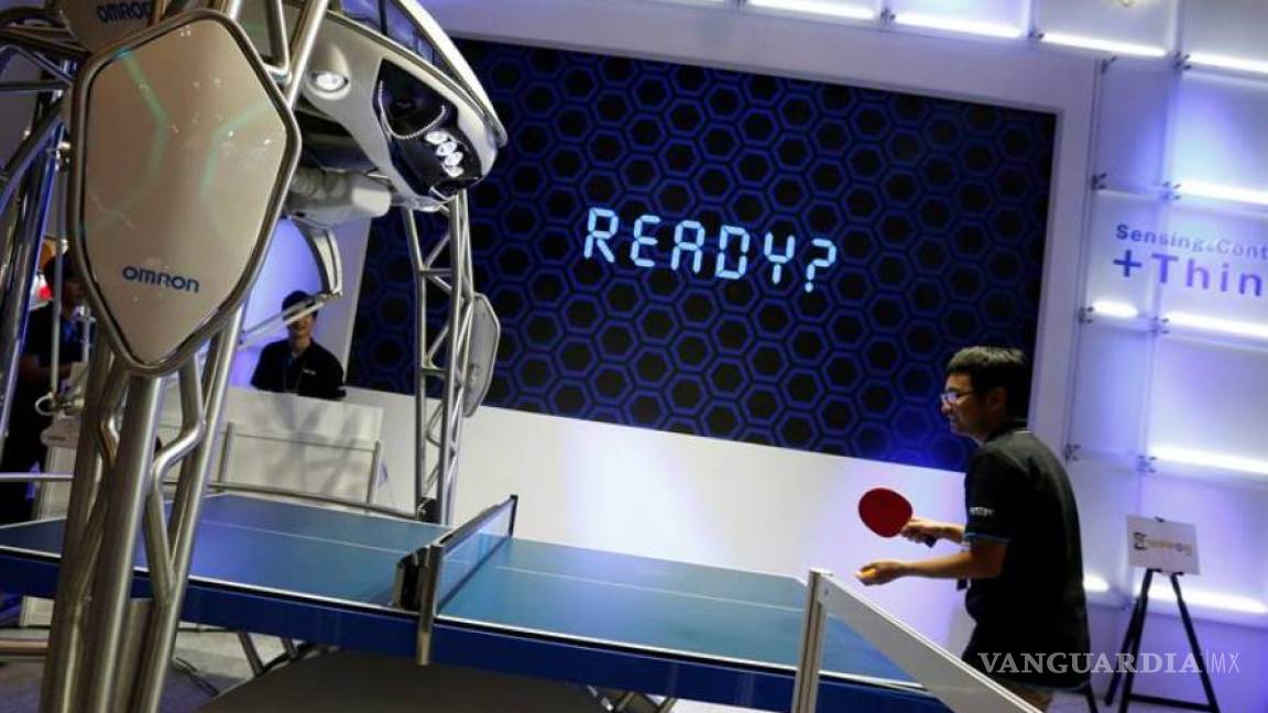 FORPHEUS, el primer robot instructor de ping-pong del mundo