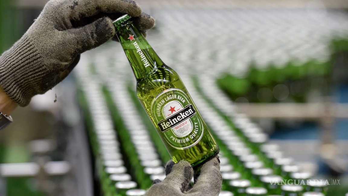 Compra Heineken acciones a Femsa por mil millones de dólares