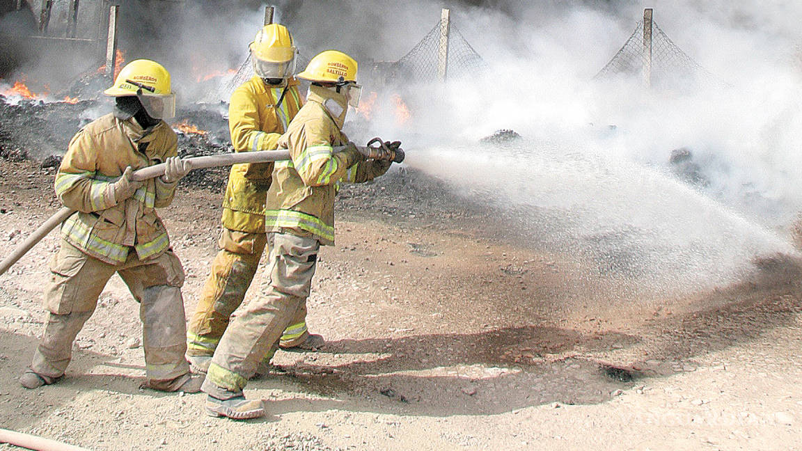Invitan bomberos de Saltillo a participar en la rifa de más de 3 millones de pesos