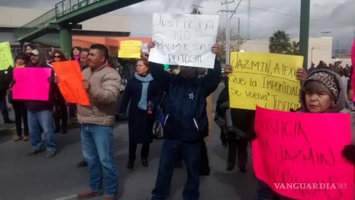 Manifestantes en Saltillo cierran el periférico