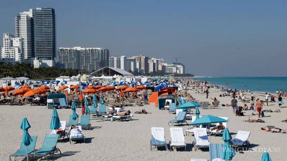 Miami Beach celebra sus 100 años con música y ambiente festivo en la playa