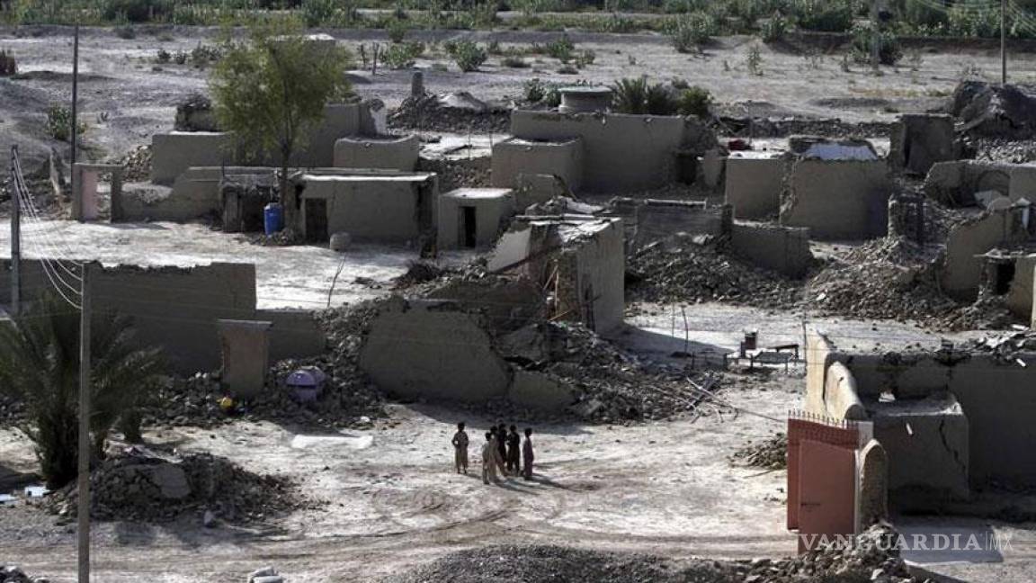 Número de muertos por el terremoto en Pakistán llega a 349