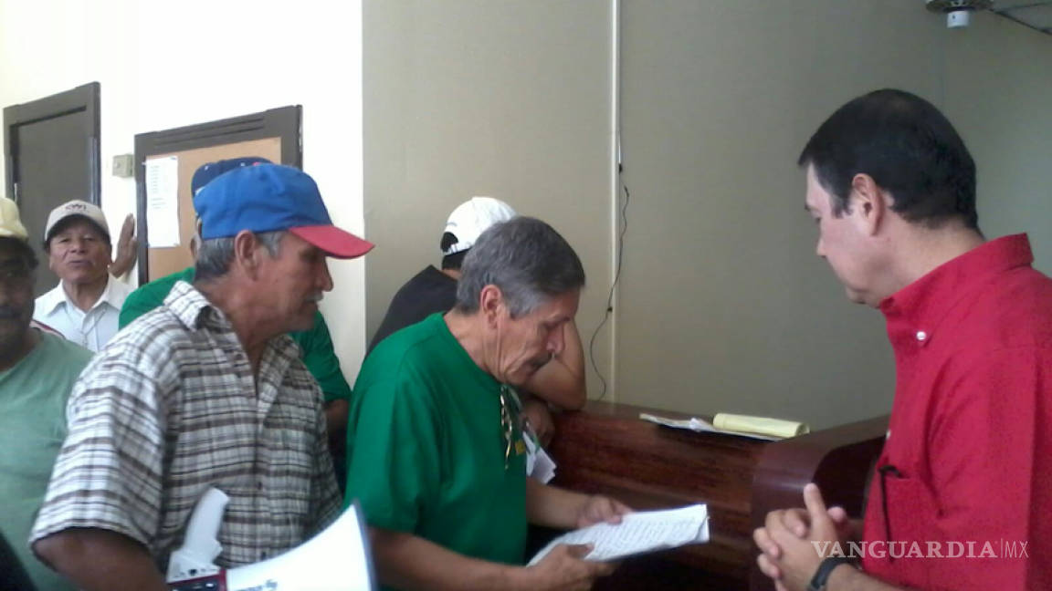 Acusan de insensible a funcionario de la Sedesol Federal en Ciudad Acuña; le toman la oficina