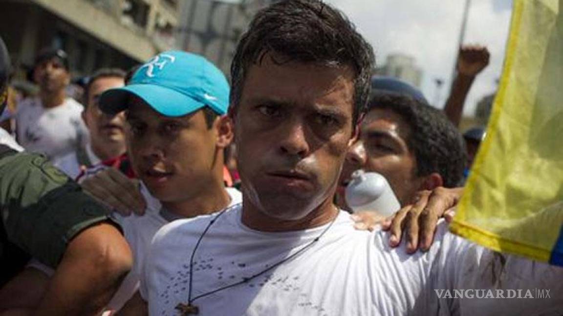 Opositor venezolano Leopoldo López se declara en huelga de hambre