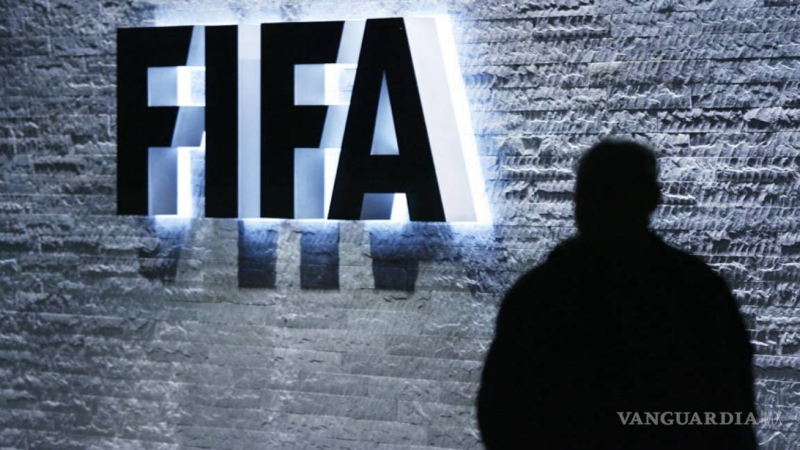 Ejecutivo de mercadeo deportivo de la FIFA se dice inocente