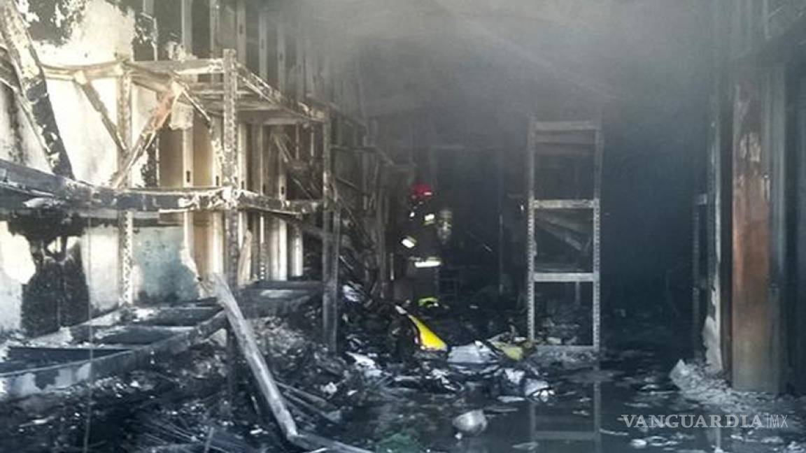 Incendio en tienda departamental en el municipio de Chalco