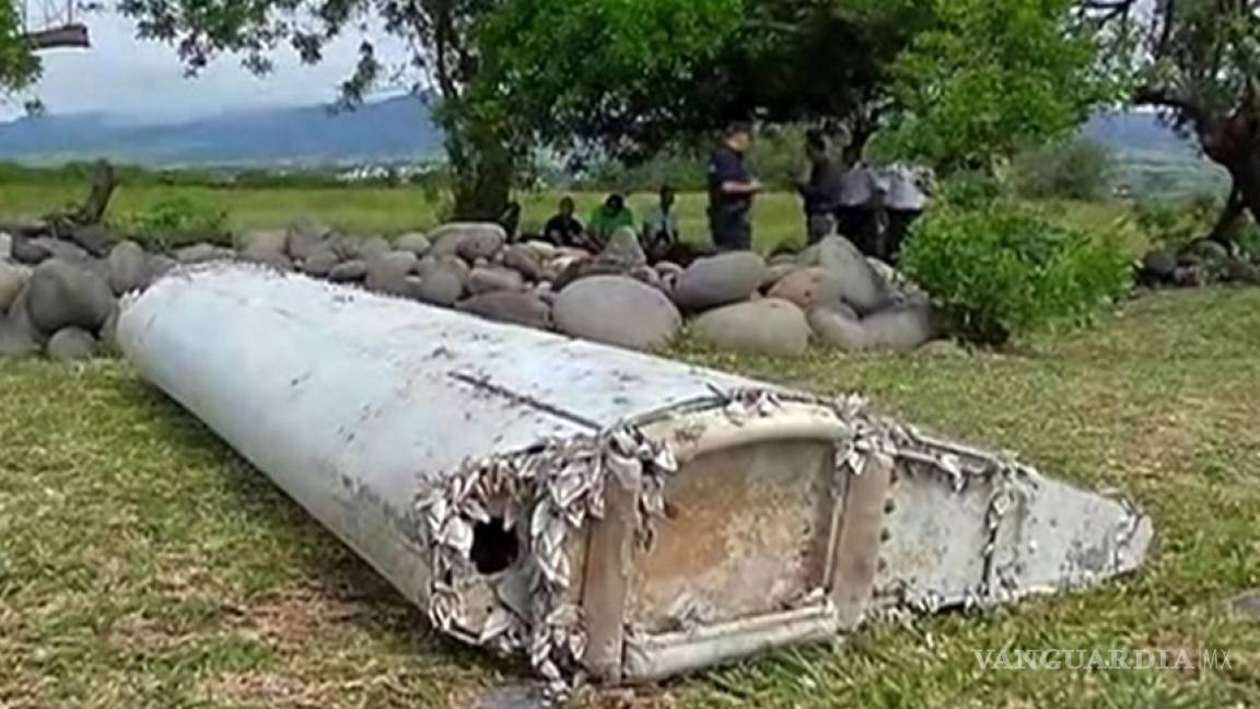 Restos de avión siniestrado son del mismo modelo de Malaysia Airlines