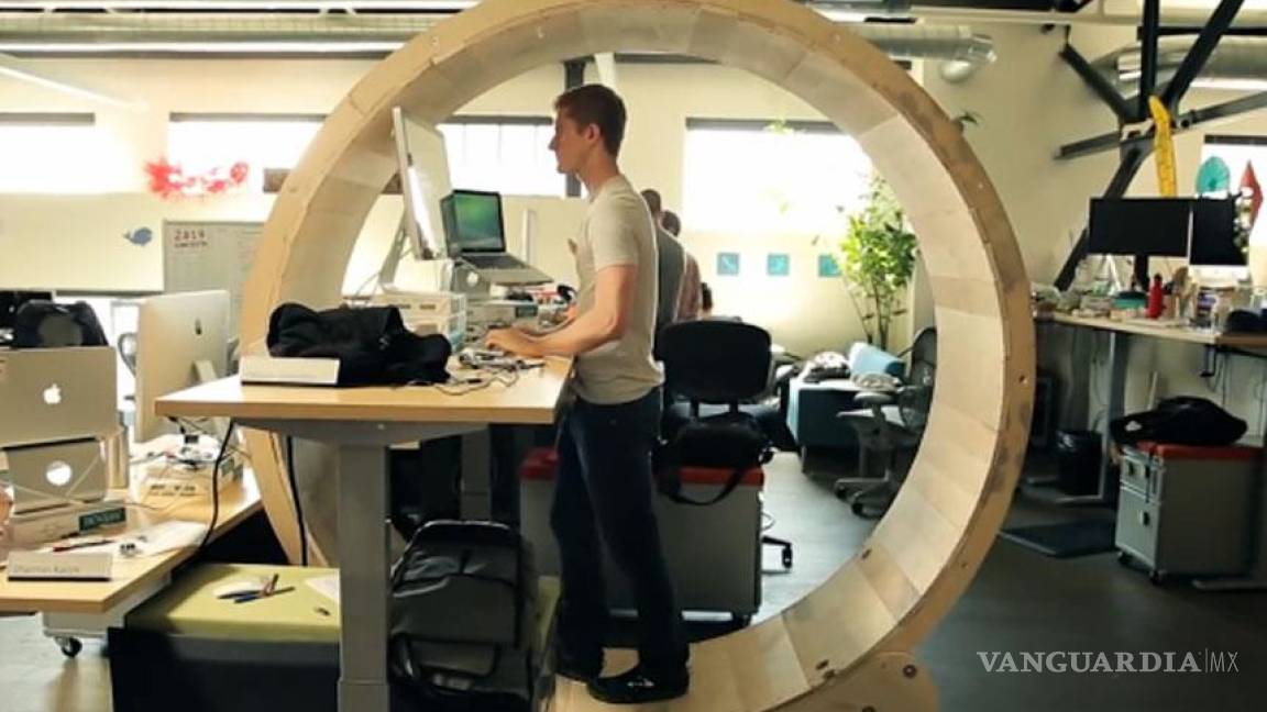 Crean rueda de hámster para la oficina, contra el sedentarismo