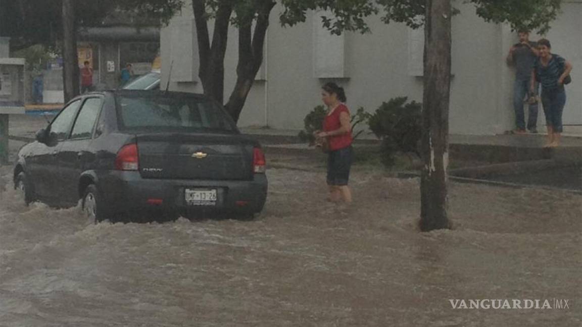 Fuerte Lluvia Provoca Inundaciones En Saltillo