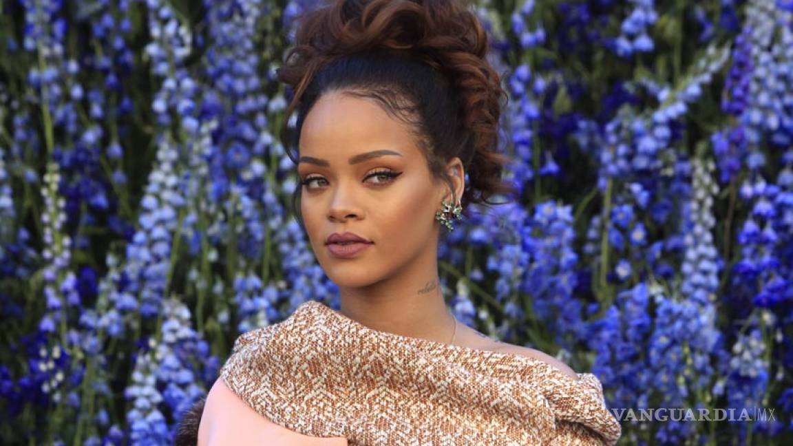 Rihanna revela portada de su nuevo álbum