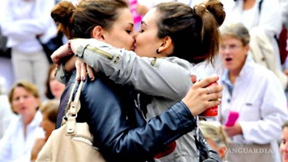 Iglesia califica como 'aberrante' matrimonio homosexual en Coahuila