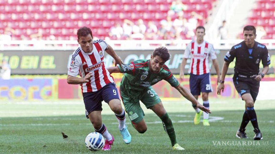 Chivas y Jaguares reparten puntos en su debut
