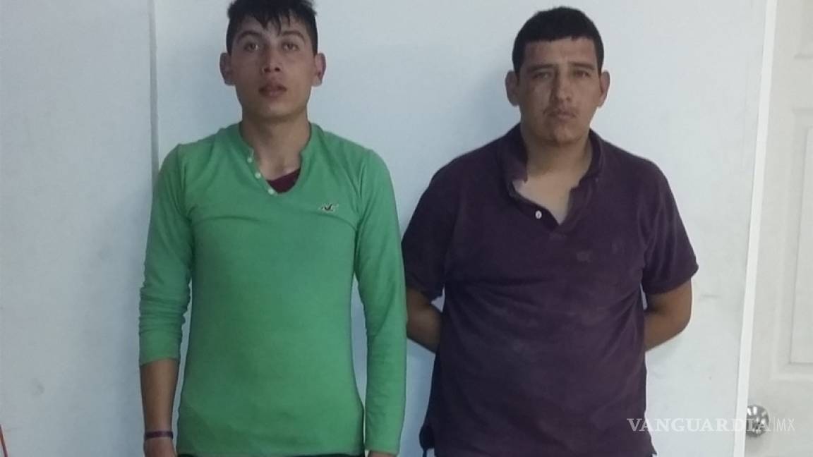 Detienen en Torreón a dos con droga