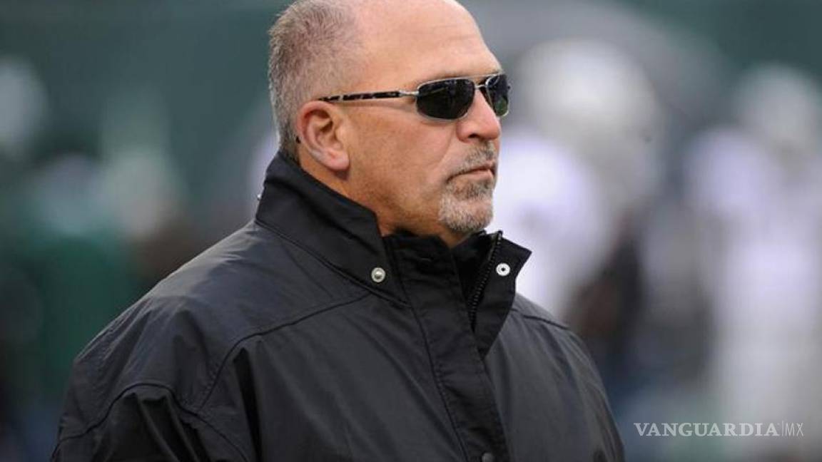 Los Raiders nombran a Tony Sparano como entrenador en jefe interino
