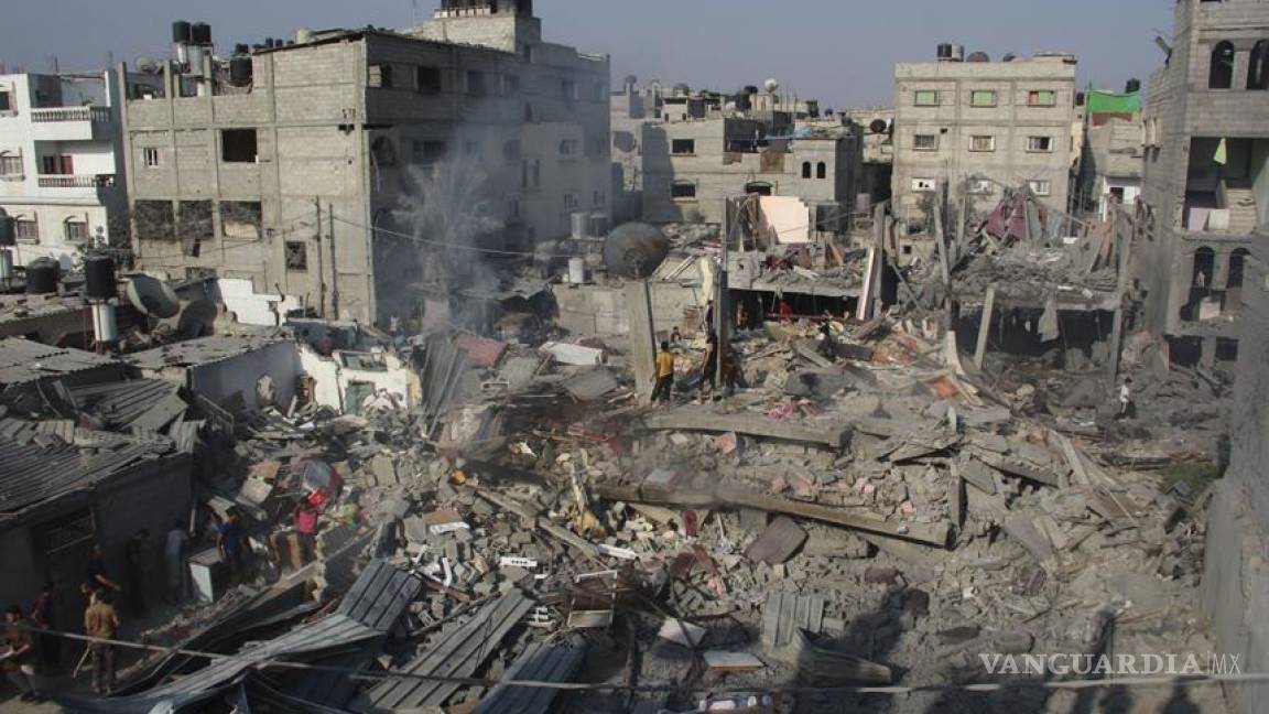 Israel bombardea 150 objetivos en una de las peores noches para Gaza