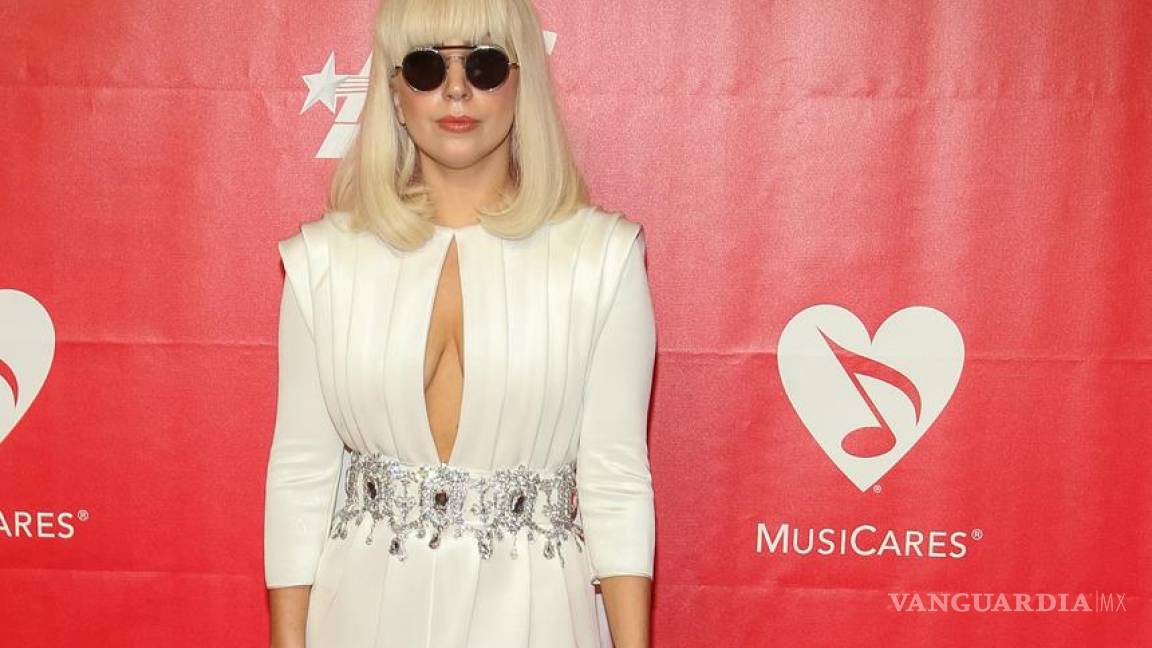 Lady Gaga anuncia la fecha de su nuevo disco, &quot;Cheek to Cheek&quot;
