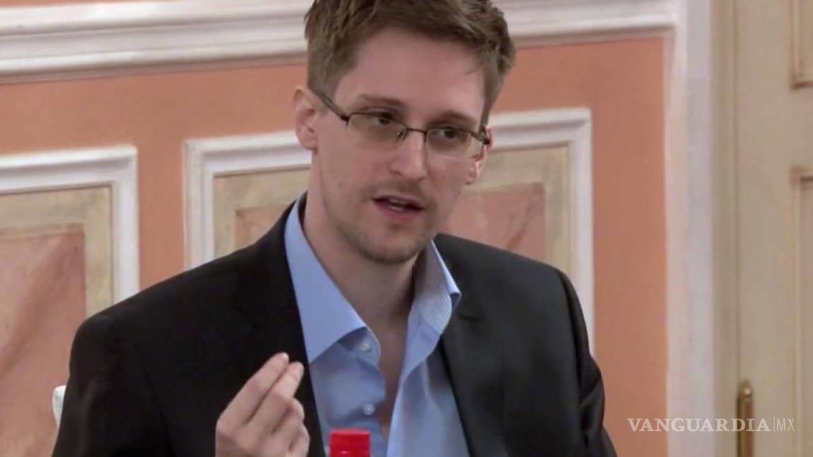 Me entrenaron como espía y trabajé encubierto: Snowden