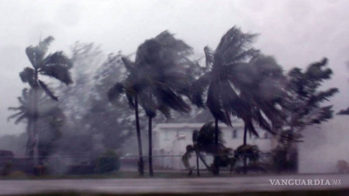 Localizan depresión tropical 9 a 60 kilómetros de Sabancuy, Campeche