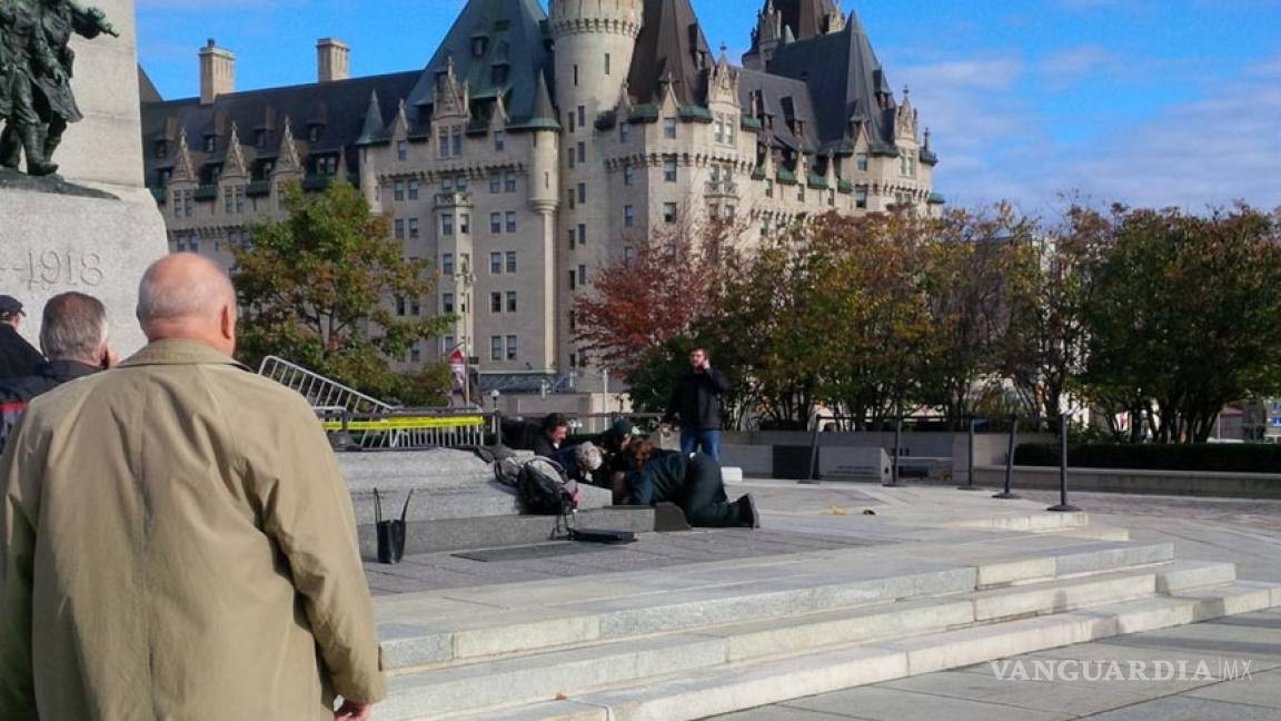 Tiroteo obliga a evacúar parlamento de Canadá
