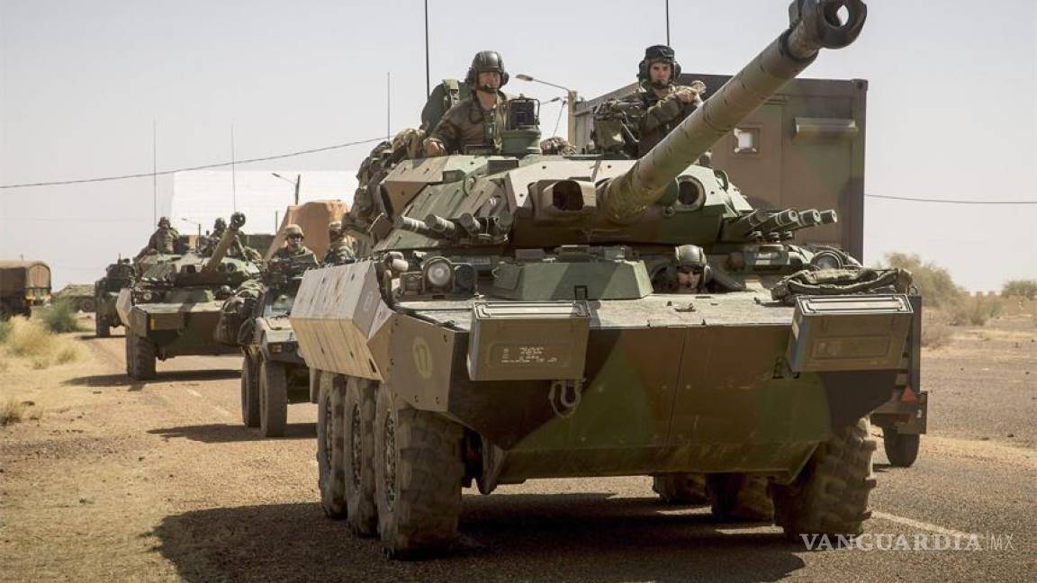 Francia inicia retiro masivo de sus tropas de Mali