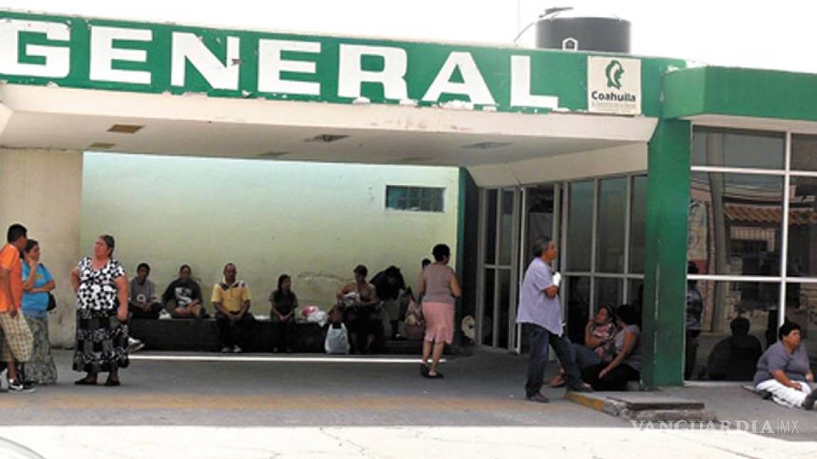 Protestan contra directora del Hospital General de Torreón