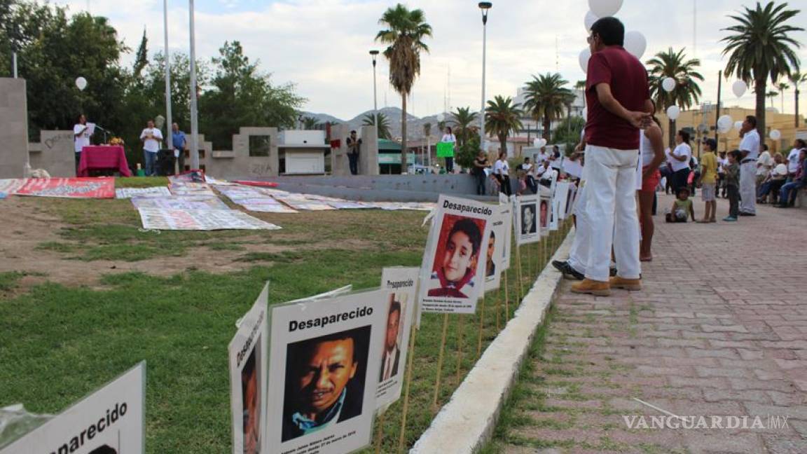 Familias de desaparecidos buscan apropiarse de plaza en La Alameda de Torreón