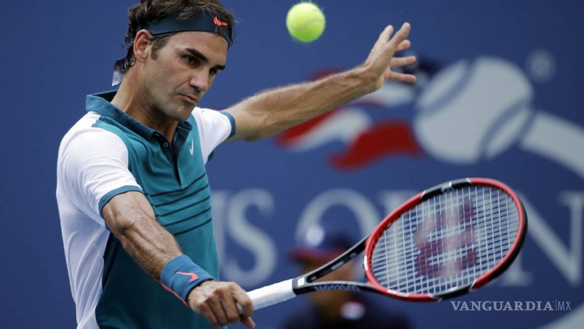 Sin sobresaltos, Federer avanza en el US Open