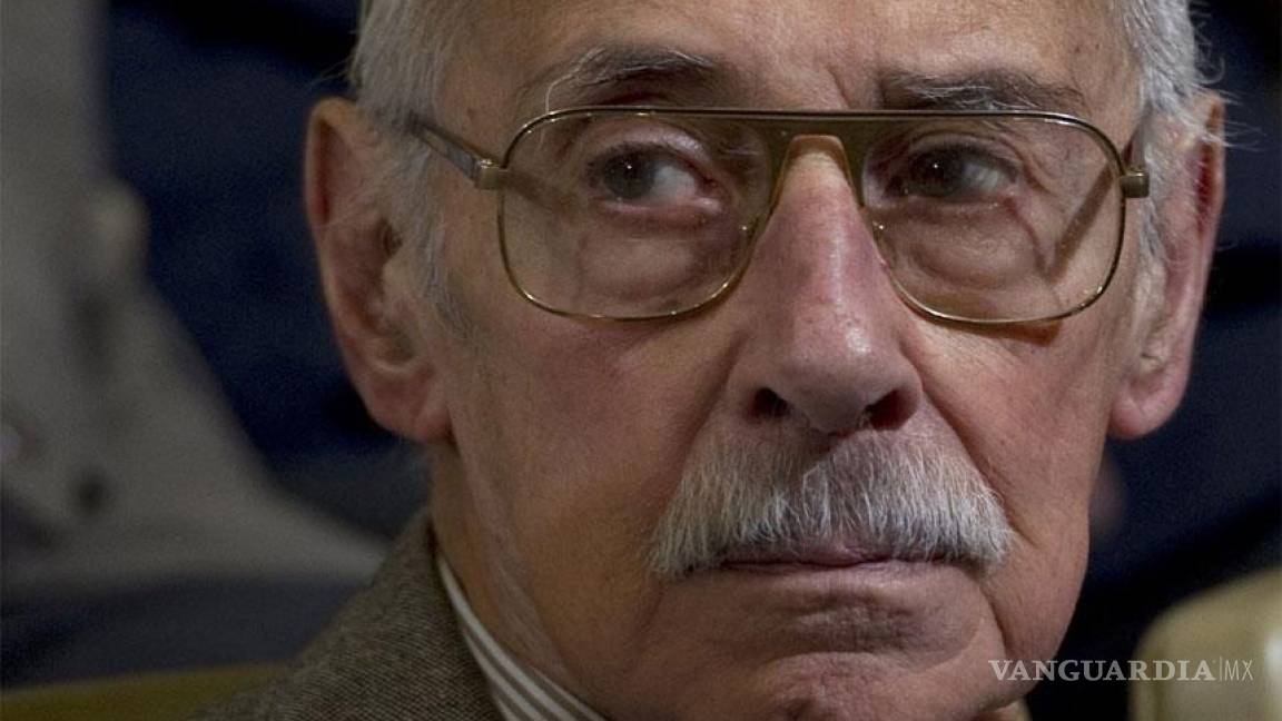Muere en prisión ex dictador argentino Rafael Videla