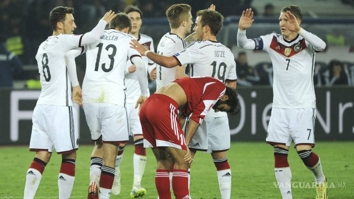 Reus y Müller le dan el triunfo a Alemania