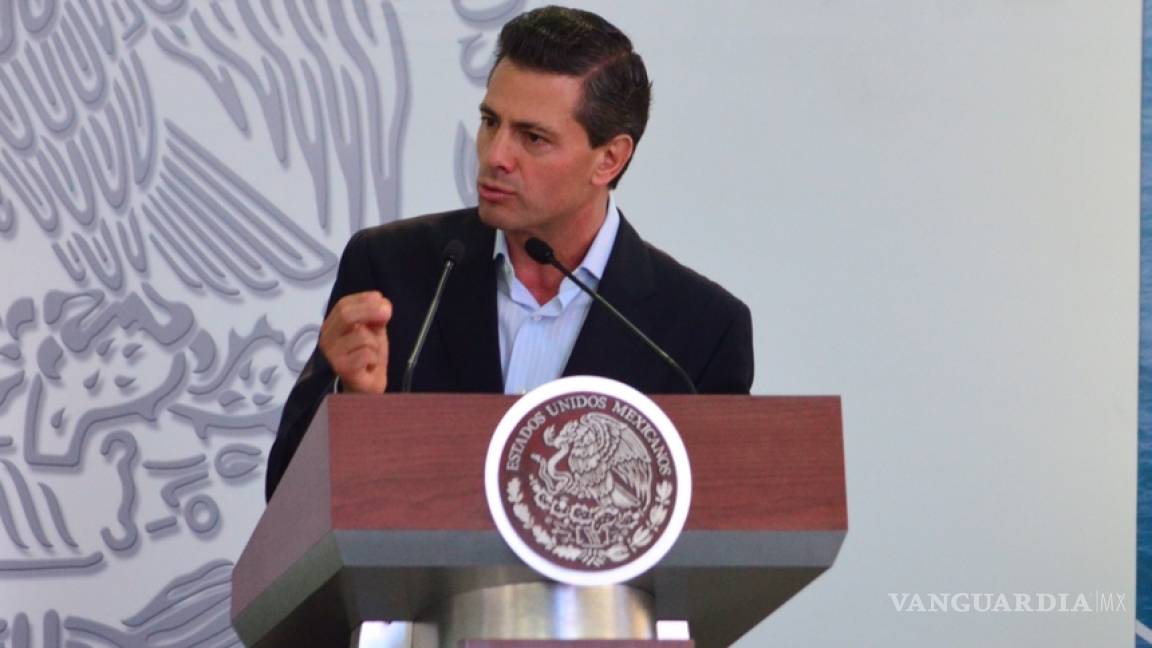 Estoy al frente del gobierno, subraya Enrique Peña Nieto