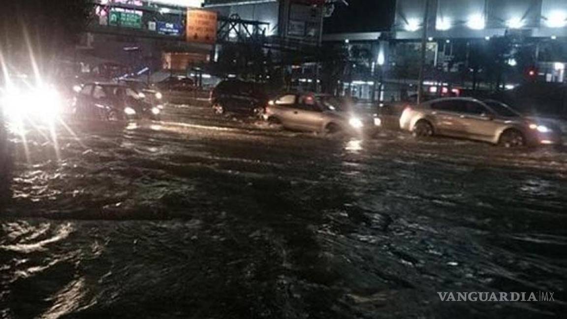 Lluvia vuelve a causar estragos en Monterrey