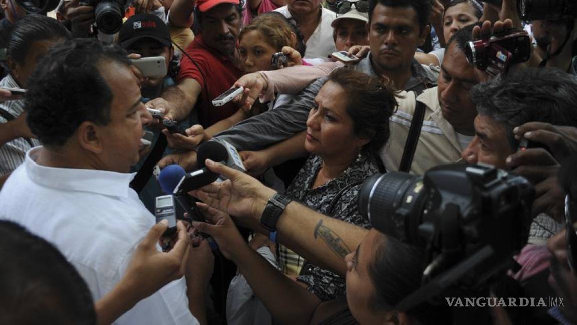 Periodistas exigen reaparezca con vida vocero de Acapulco