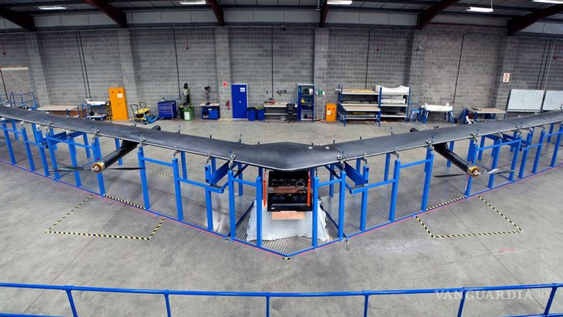 Aquila, el gigantesco drone de Facebook para llevar internet a todo el mundo
