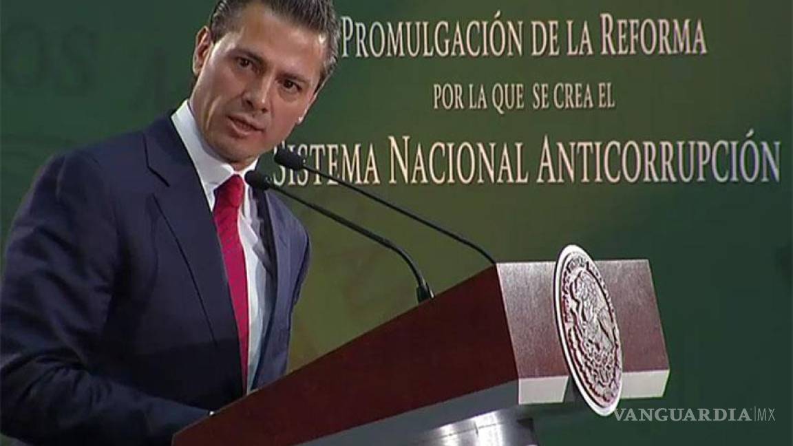 Peña Nieto promulga reforma para dar paso al Sistema Nacional Anticorrupción