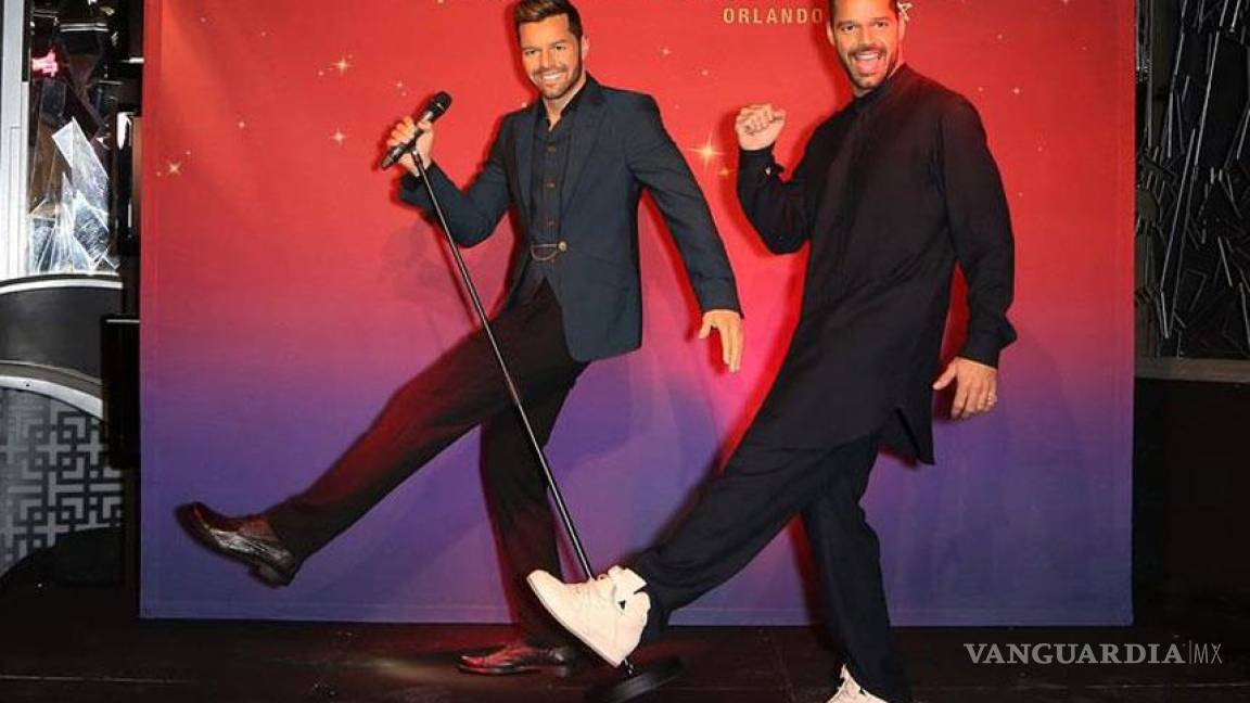 Ricky Martin conoce en Nevada a su doble del Museo Madame Tussauds