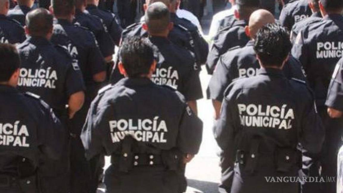 México falla al intentar depurar las policías municipales