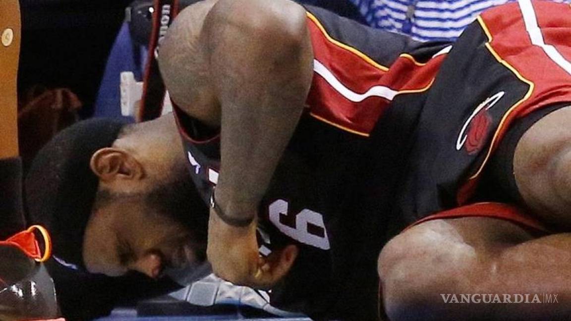 Se burlan de LeBron James tras lesión