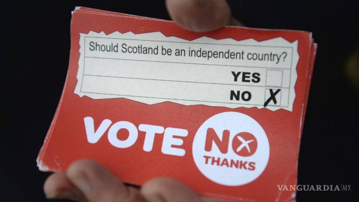 Cierran urnas electorales en Escocia; mañana resultados del referéndum