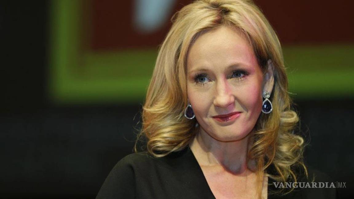 Pinchazos telefónicos en la última novela de J.K. Rowling