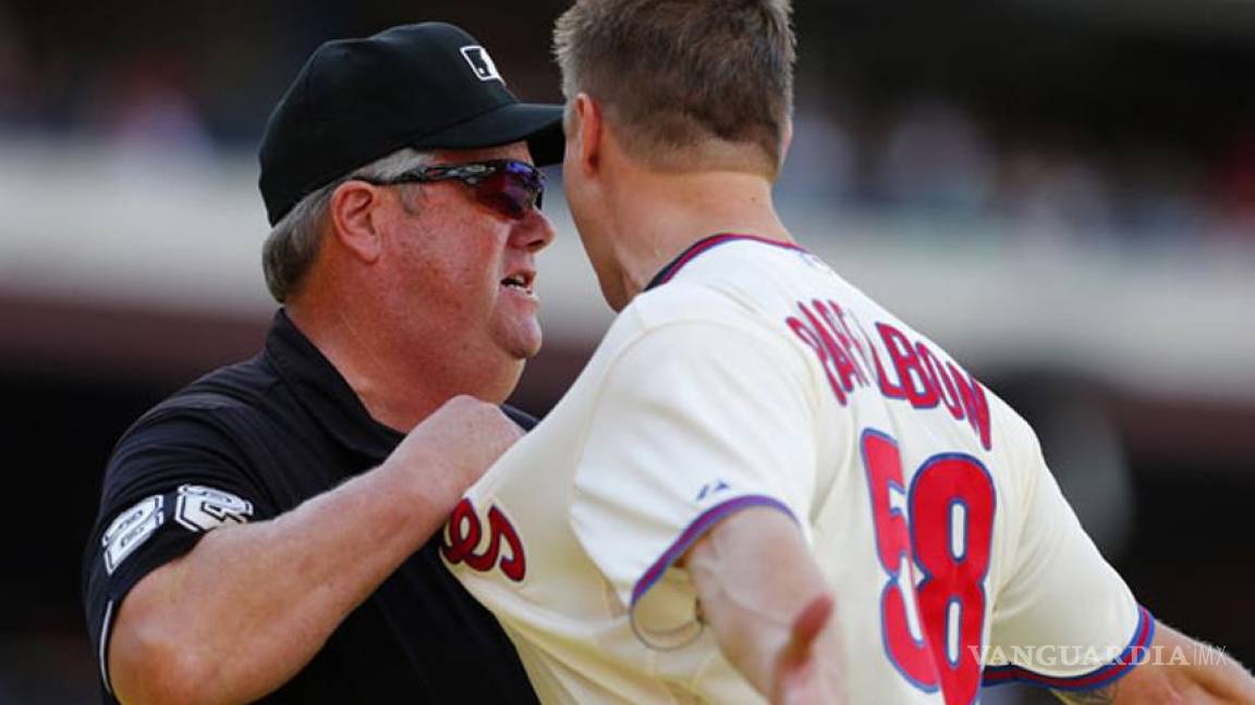 La MLB suspende al umpire Joe West por altercado