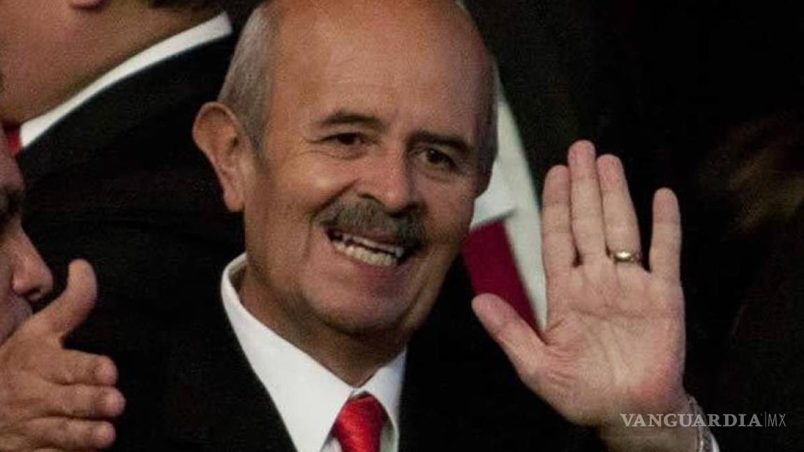 Fausto Vallejo regresará a gobernar: esposa