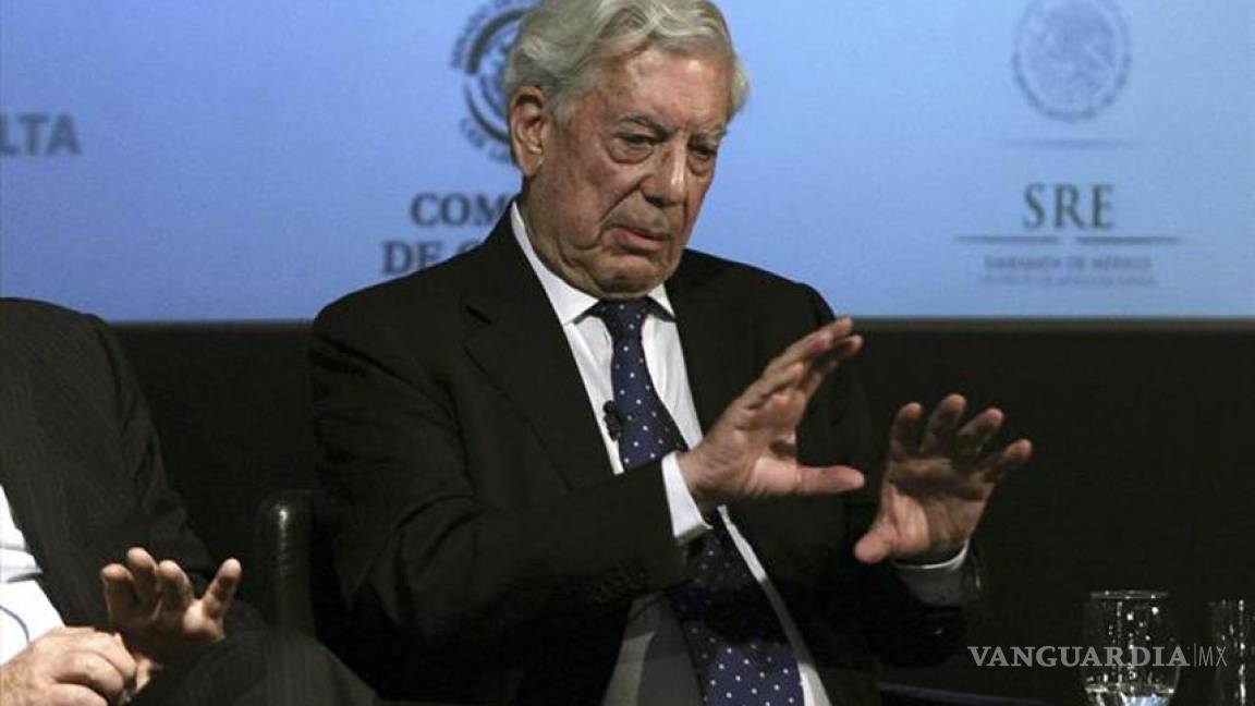 Vargas Llosa recibe honoris causa en Florencia