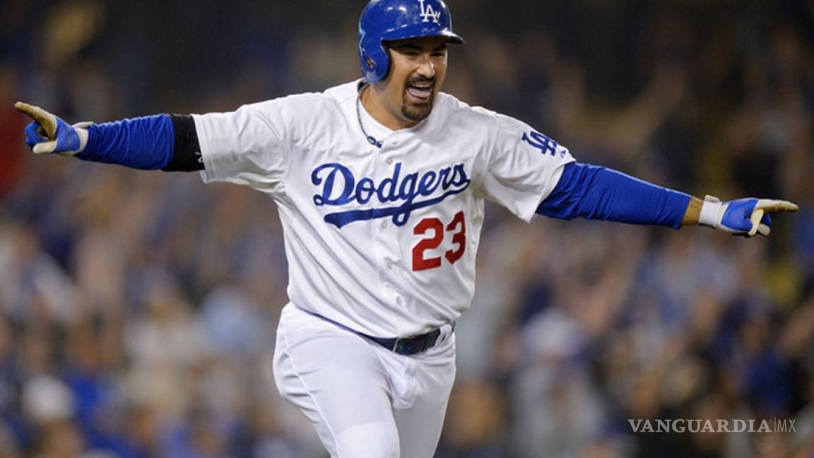 Adrián González impulsa carrera en blanqueada de Dodgers