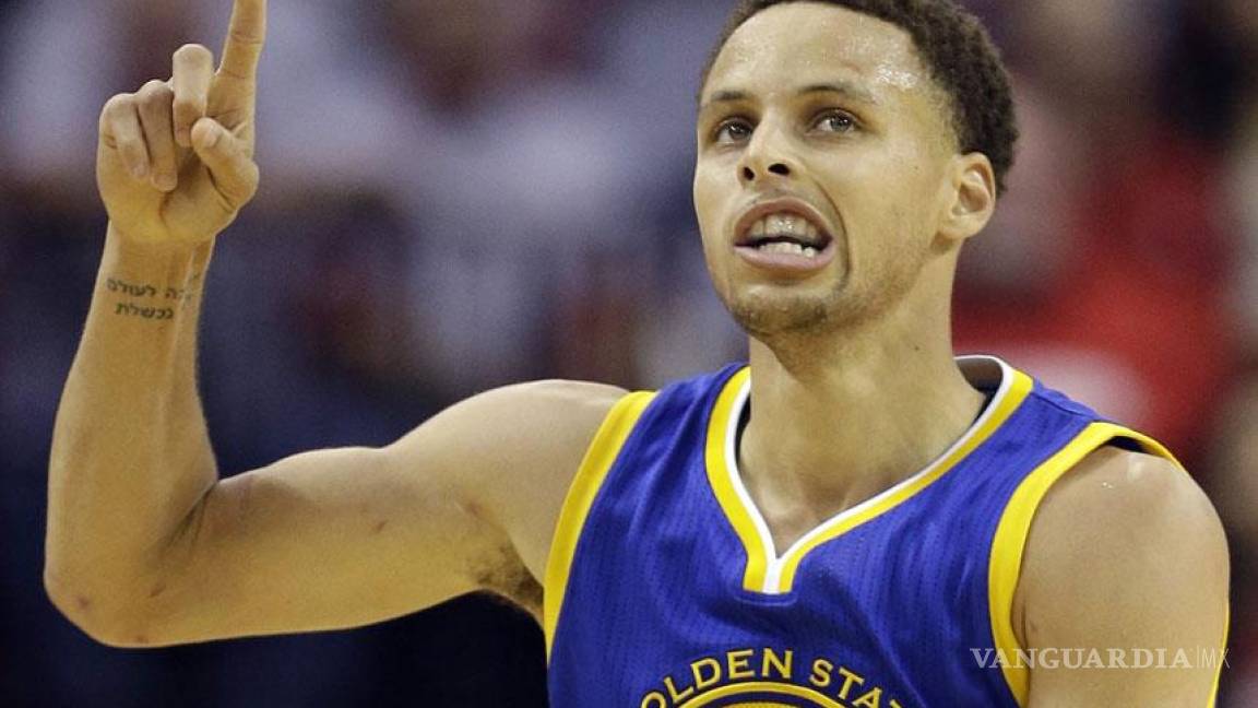 Curry rompe récord de Reggie Miller de triples anotados en Playoffs de la NBA