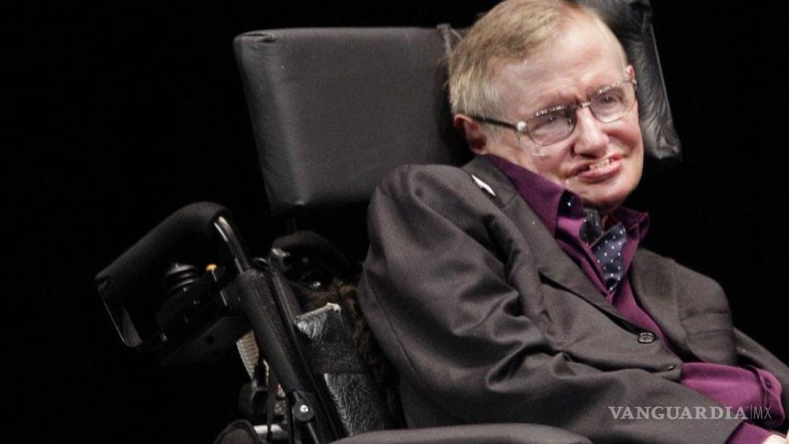 Stephen Hawking se une al &quot;Ice Bucket Challenge&quot;