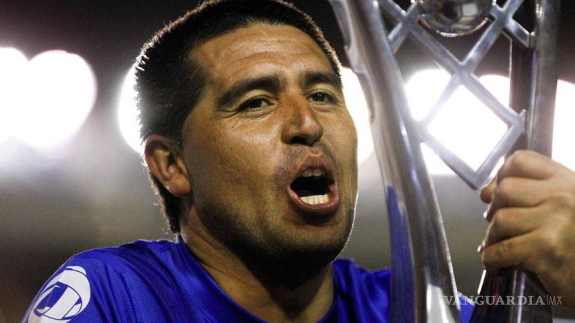Juan Román Riquelme se retira del futbol
