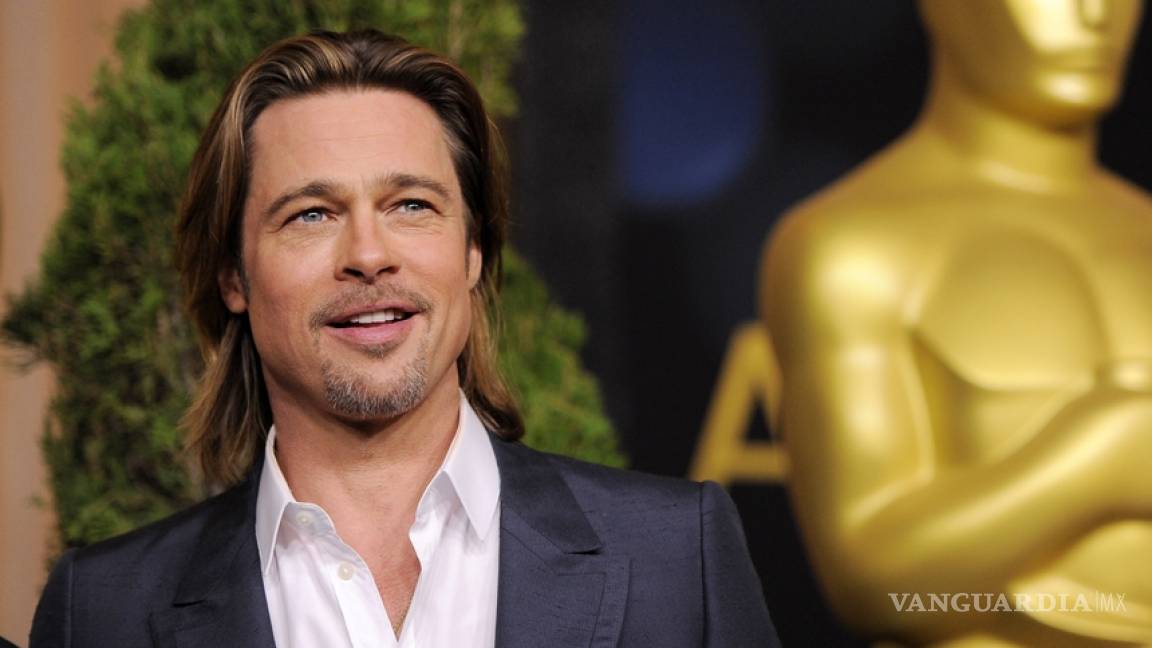 Brad Pitt, se especula que lleva una doble vida